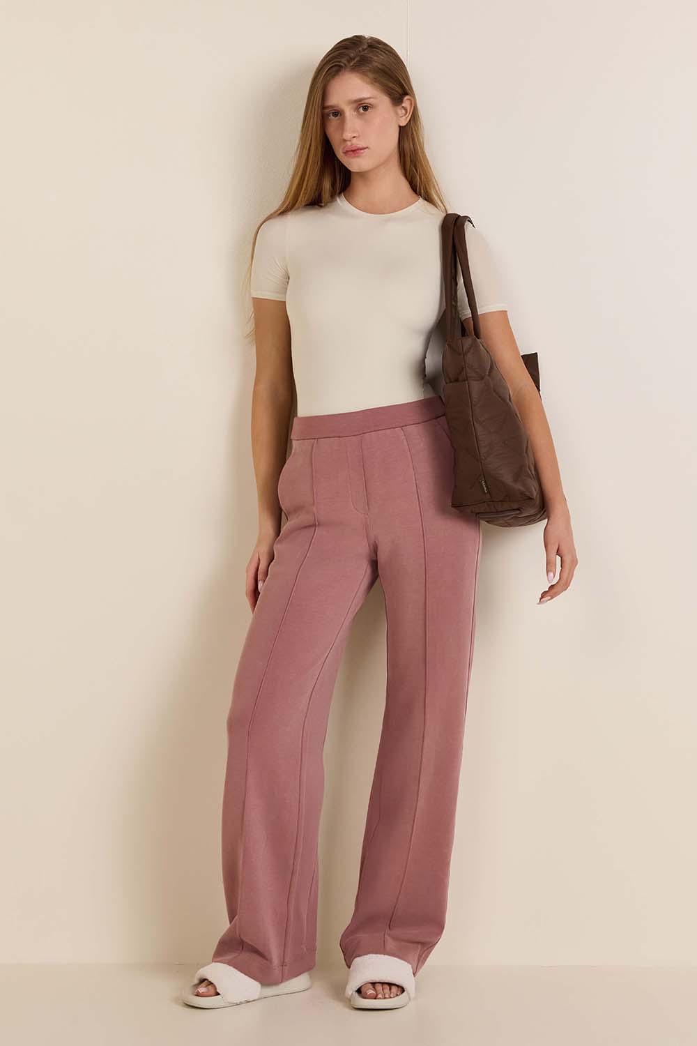 Softstreme Pintuck Mid-Rise Pant Regular